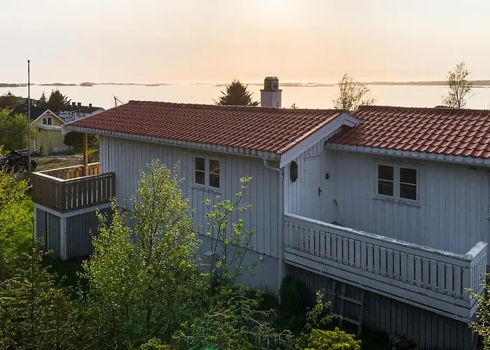 3 Bedroom In Holiday home *